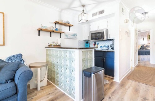 Galveston Condo | Seas The Day-Winter Texans Welcome