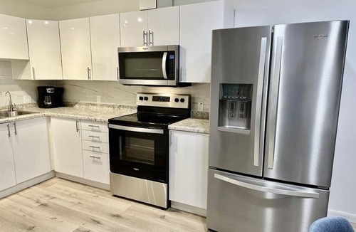 Boynton Beach Apartment | Seashell 6 - Luxury Apartment close to the beach!