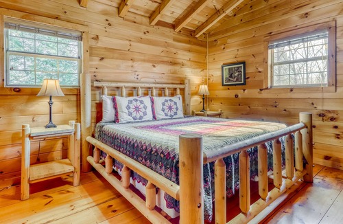 Epworth Cabin | Secluded creekfront cabin w/ firepit, private hot tub