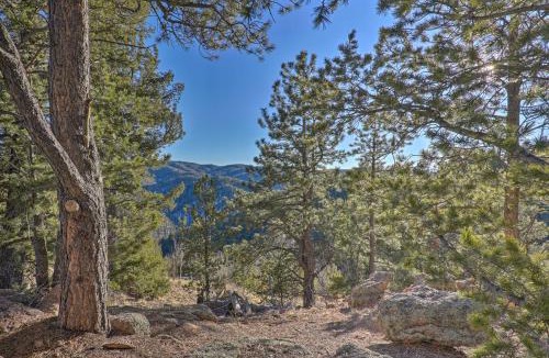 Rainbow Valley House | Secluded Mtn Escape! Cabin 6 Mi to Mueller Park