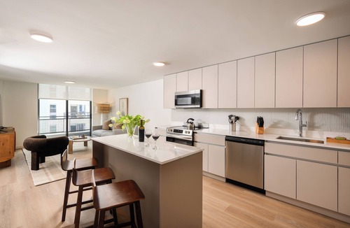 Midtown Hotel | Sense28 Edgewater, an AvantStay Hotel