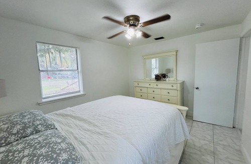 Clewiston House | Serene 2-bedroom house with AC in charming Clewiston