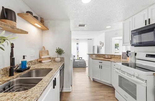 Trailer Estates Apartment | Serene Escape King Master, Minutes to AM Island, IMG & More