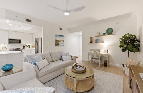 East Naples Apartment | Serene Resort Lifestyle Condo Near Beach & 5th Ave