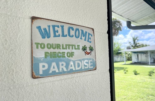 Englewood House | Serene Retreat - 5 mins to Beach, with Beach Gear, Firepit, Bicycles