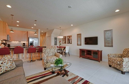 Four Corners House | Serenity 3 Bedroom Vacation Home 1523