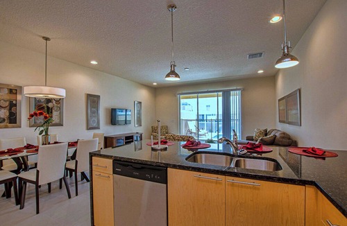 Four Corners House | Serenity 3 Bedroom Vacation Home 1523