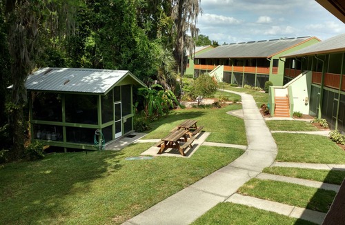 Lutz Condo | Serenity At Paradise Lakes - Clothing optional community