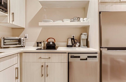 West Colfax Apartment | Serenity at Sloan's Lake | 1BR with a Modern Twist