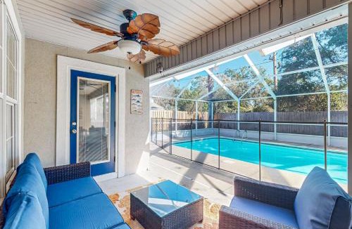 Ono Island House | Single-level home with fenced yard private pool & washer&dryer
