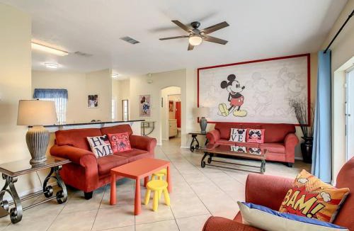 Esprit House | Single Level POOL Home Themed Room by Disney