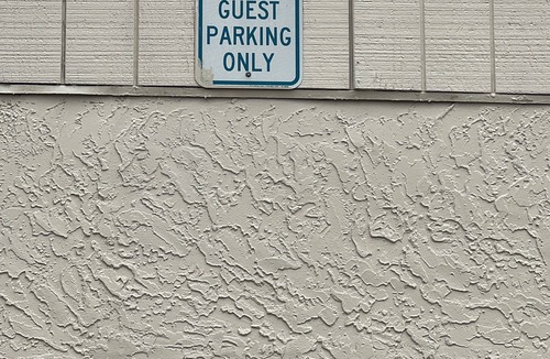 University House | Single room with private bathroom in a shared 3-bedroom townhome in North Tampa