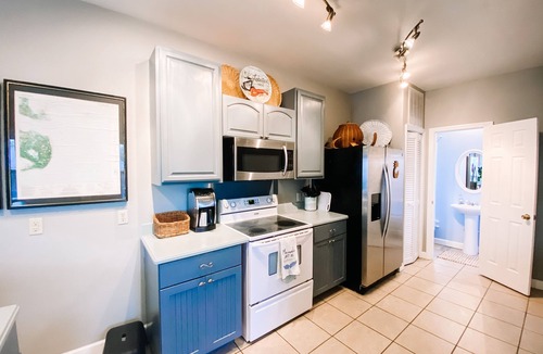 Alligator Point House | Skipper-extends from Beach Front to Harbor with Kayaks, Pickleball & Dock