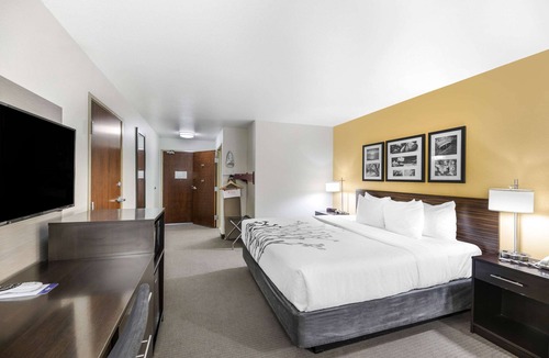 Carlsbad Hotel | Sleep Inn & Suites Carlsbad Caverns Area