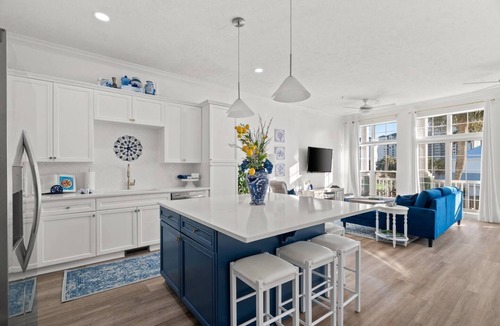 Panama City Beach House | Sleeps 28 ~ 2 units ~ 10 BR ~ Walk to beach ~ Pool