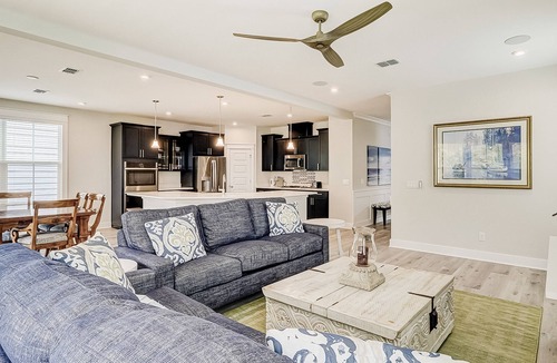 Palmetto Dunes House | Snowbird-friendly home with 2 decks, enclosed yard, AC, & WiFi - walk to beach