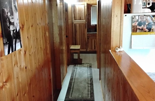 Glendevey House | Snowmobile And ATV Right Out The Front Door