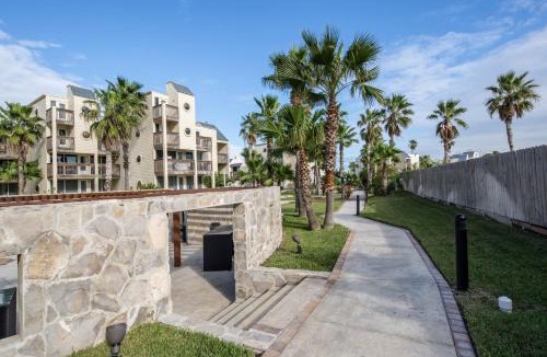 South Padre Island Apartment | Solare Garden Villa 681