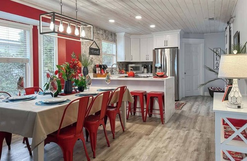 Crystal Beach House | SolMate-PoolHeat Deals-Free GolfCart,Bikes,Hot Tub
