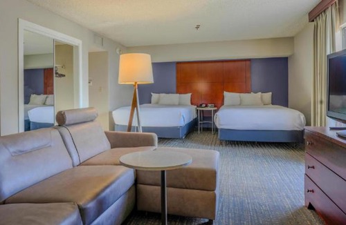 Northeast Heights Hotel | Sonesta ES Suites Albuquerque