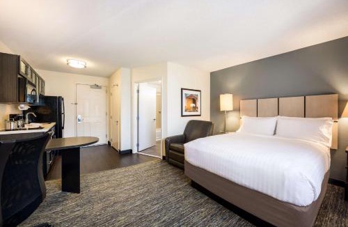 Las Colinas Hotel | Sonesta Simply Suites Dallas Las Colinas