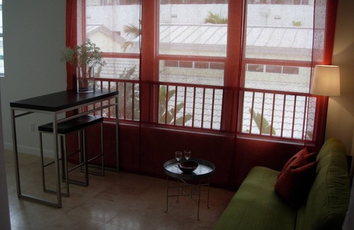 South Pointe Condo | SOUTH BEACH ☀ POOL WIFI STEPS FROM THE BEACH