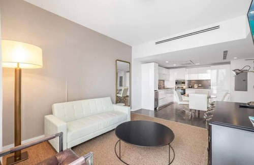 City Center Condo | South Beach Suite Steps to Beach