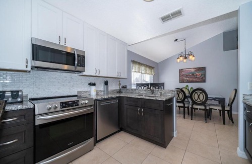 Seasons House | South Facing Pool with Stunning Lake View - Family Friendly Home - Nr Disney