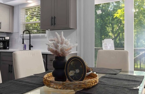 Grandview House | South KC upscale Corporate Rental
