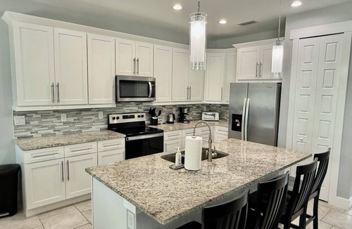 Pelican House | Southern exposure Heated Pool Home in SW Cape!