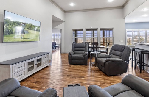 Branson West Villa | Space and Comfort Abounds in this 6 Bedroom Luxury condo at Stonebridge!!