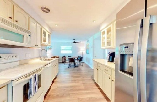 Cape Caneveral Beach Gardens House | Space Coast Home - Coastal Bliss - Dog Friendly!