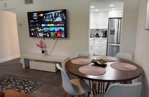 Delray Beach Apartment | Spacious 1-bedroom apartment with WiFi, AC in lovely East Delray Beach