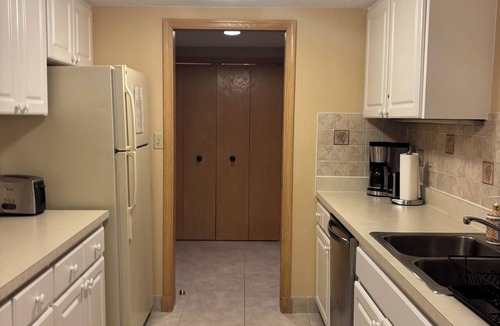 Palm Harbor Condo | Spacious 2-bedroom condo in beautiful Palm Harbor with ALL the amenities!