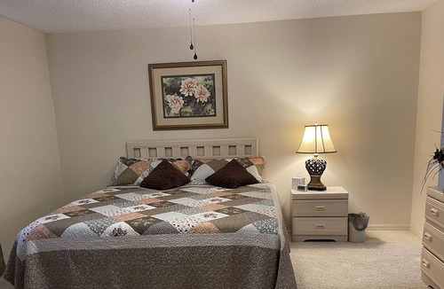 The Villages Cottage | SPACIOUS 2 BEDROOM 2 BATH COTTAGE IN POLO RIDGE
