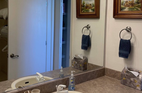 The Villages Cottage | SPACIOUS 2 BEDROOM 2 BATH COTTAGE IN POLO RIDGE