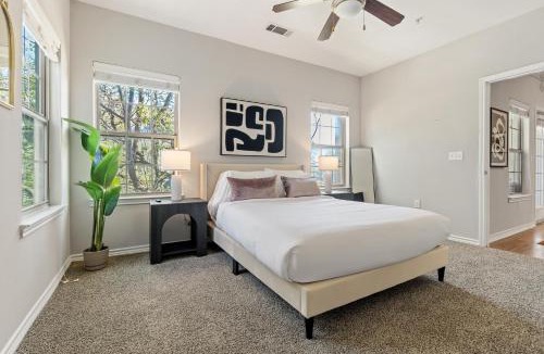 Wetmore Apartment | Spacious 2BR w Balcony Pool WiFi PEC 2202