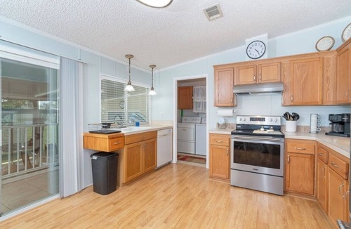Port Charlotte - Charlotte Harbor House | Spacious 4-bedroom house in terrific Port Charlotte with AC