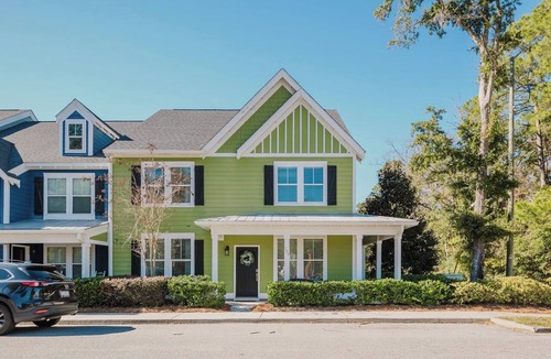 Bluffton House | Spacious 4 Bedroom, 4 Bath Townhome in Historic Old Town Bluffton