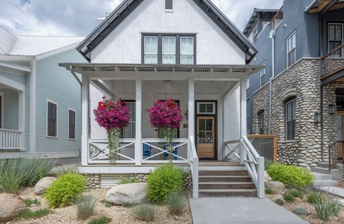 Buena Vista House | Spacious 4BR Mountain Retreat with Outdoor Living & Stunning Views in Buena Vista