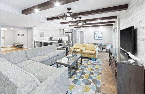 Port Canaveral Villa | Spacious 4BR Villa Near Beach & Access to Pools