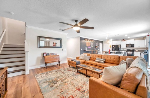 Elfers House | Spacious 5-bedroom retreat in delightful New Port Richey