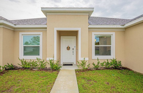 Port Saint Lucie House | Spacious 5-bedroom house in enchanting Port St. Lucie with WiFi, AC