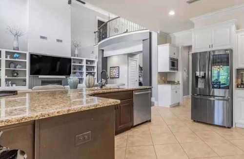 Spanish Fort House | Spacious 5bedroom house in Spanish Fort. The back Yard is your on private Oasis.
