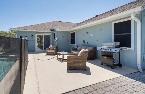 Sebastian Highlands House | Spacious 5BR Pool Oasis Near Disney Resort