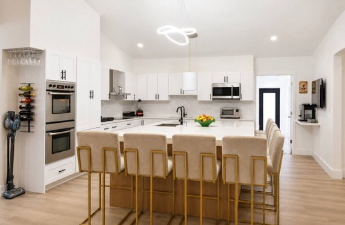 Golden Glades Villa | Spacious 8BR/6BA Pool Villa w/Entertainment Room