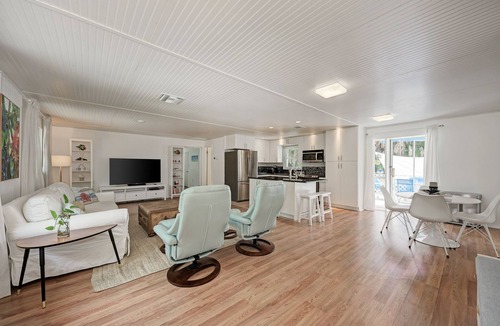 Englewood Apartment | Spacious and bright two bedroom two bath in the perfect location for relaxation!