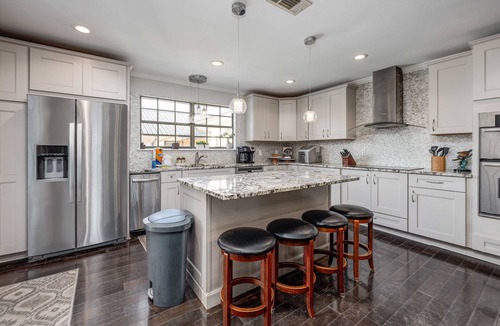 Kiska Beach House | Spacious and Luxurious Private Oasis - Pool - Hot Tub - Game Rm - Premier Beach!