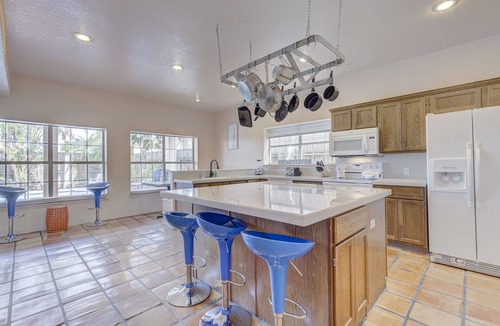 South Padre Island House | Spacious Bayside Retreat with Large Heated Pool & Hot Tub!