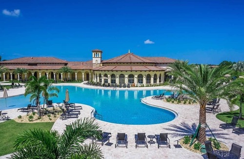 Gran Paradiso Villa | Spacious Beach Inspired Villa in Grand Paradiso!